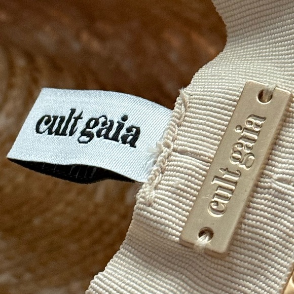 Cult Gaia Lena Wheat Straw Floppy Sun Hat - Picture 4 of 4